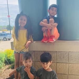 Meet your Posher, Gabriela